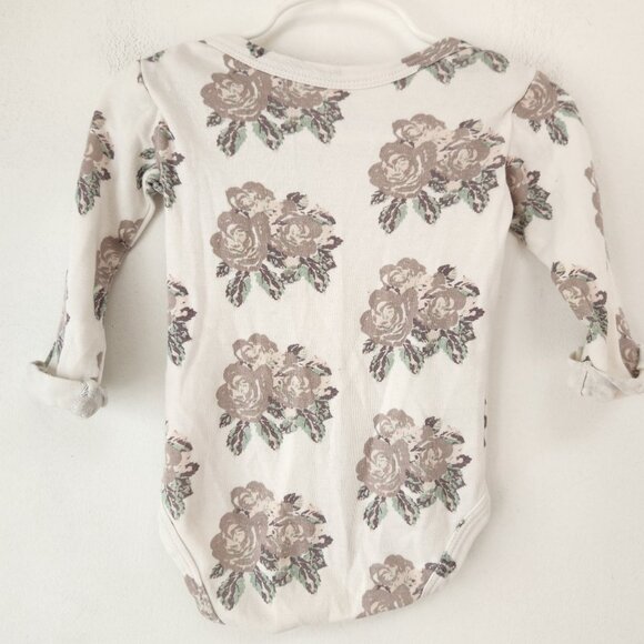 Kate Quinn Floral Long Sleeve Bodysuit Mauve Beige Mittens Baby 12-18M - Picture 2 of 6